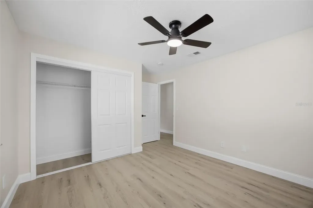 920 W Candlewood Avenue Tampa FL 33603