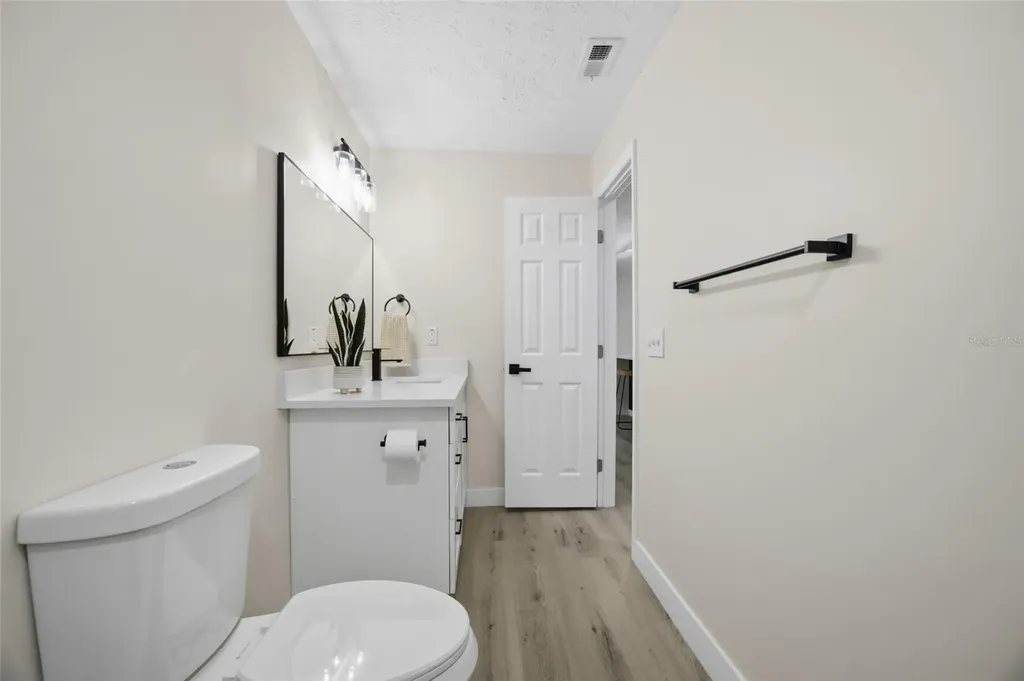 920 W Candlewood Avenue Tampa FL 33603