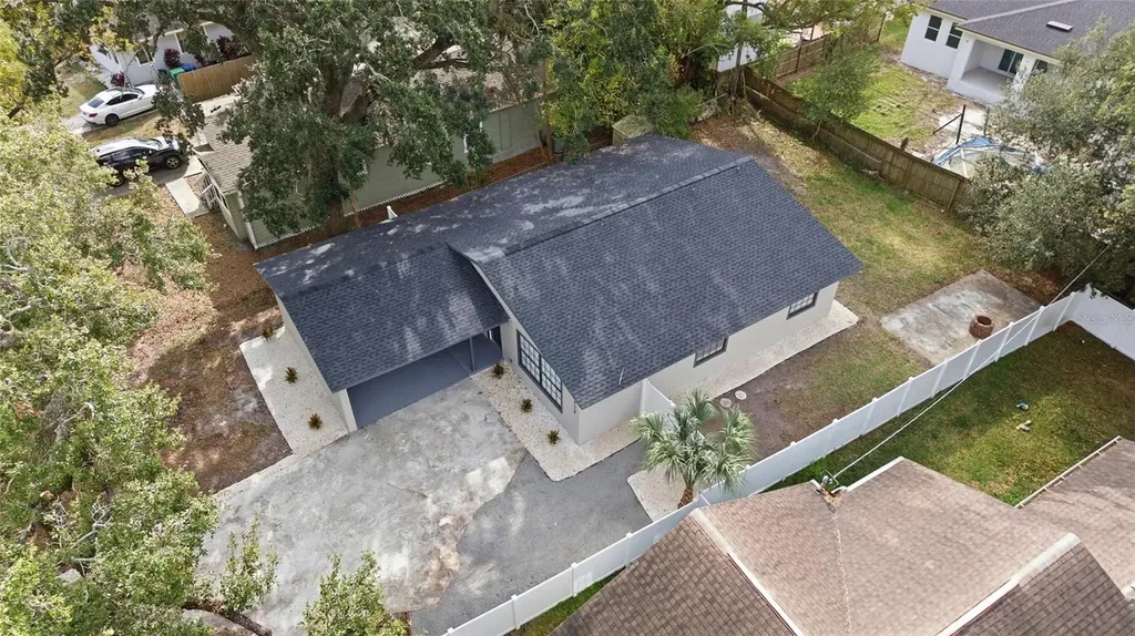 920 W Candlewood Avenue Tampa FL 33603