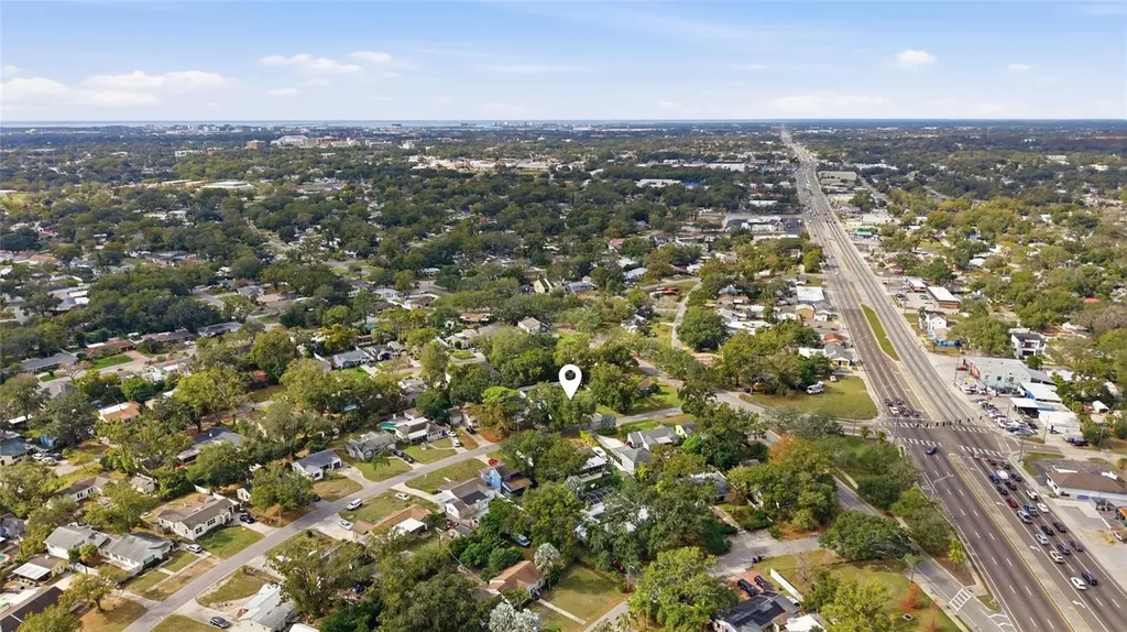 920 W Candlewood Avenue Tampa FL 33603