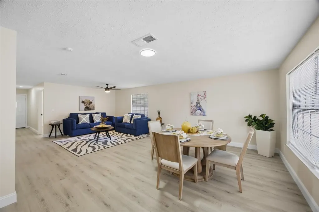 920 W Candlewood Avenue Tampa FL 33603