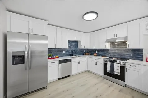 920 W Candlewood Avenue Tampa FL 33603