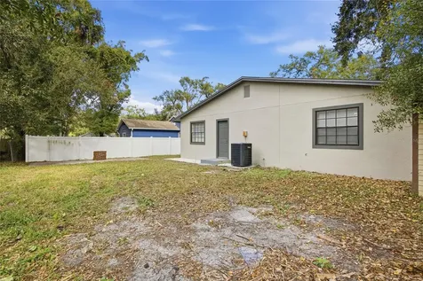 920 W Candlewood Avenue Tampa FL 33603