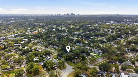 920 W Candlewood Avenue Tampa FL 33603