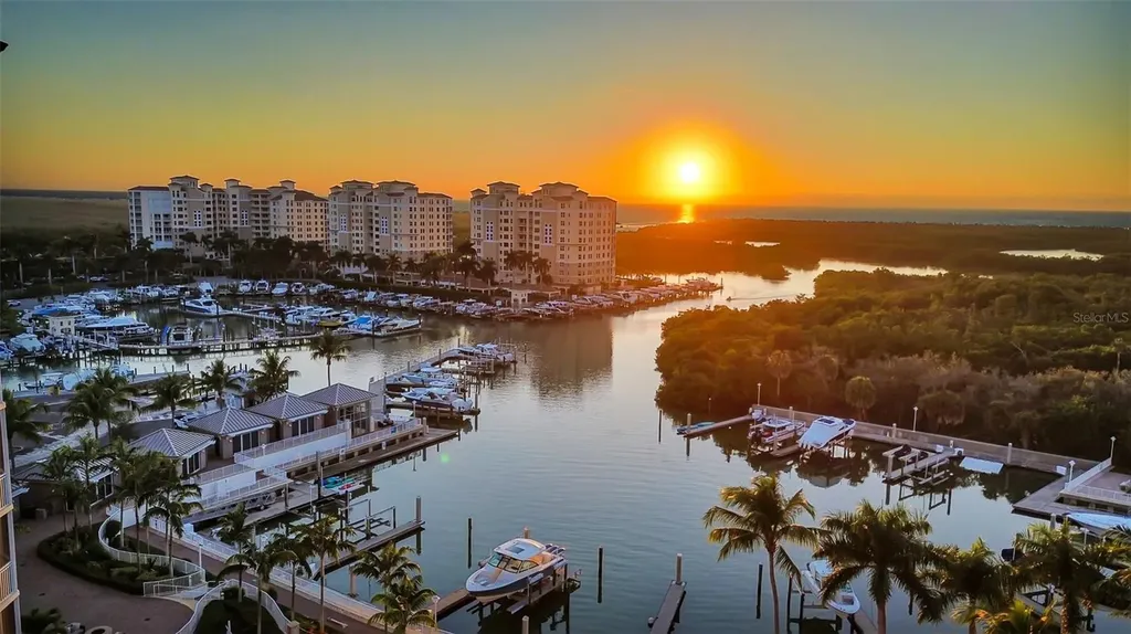 13675 Vanderbilt Drive Naples FL 34110