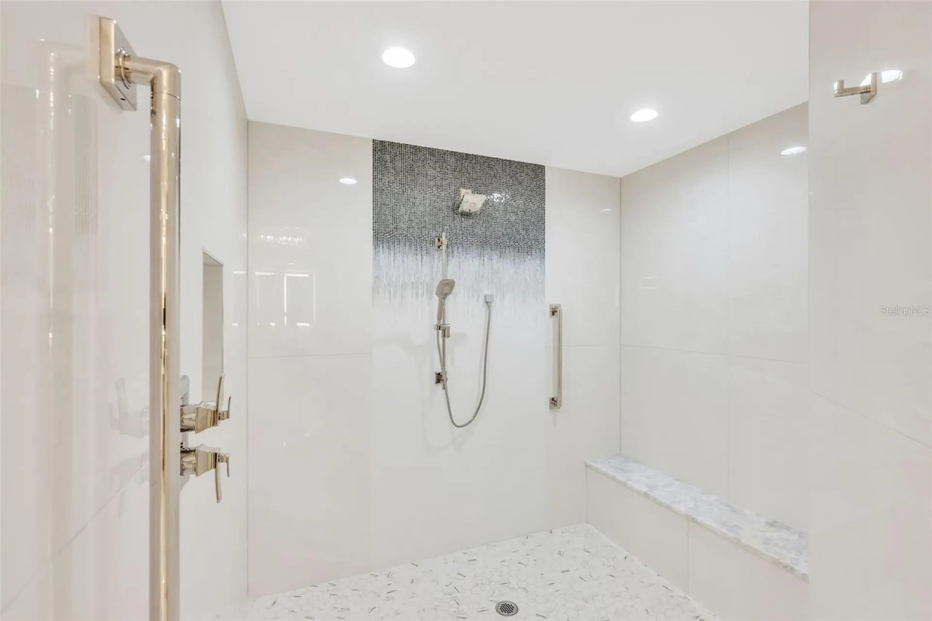 13675 Vanderbilt Drive Naples FL 34110