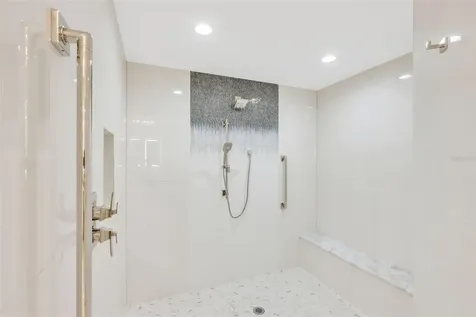 13675 Vanderbilt Drive Naples FL 34110
