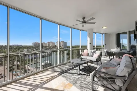 13675 Vanderbilt Drive Naples FL 34110