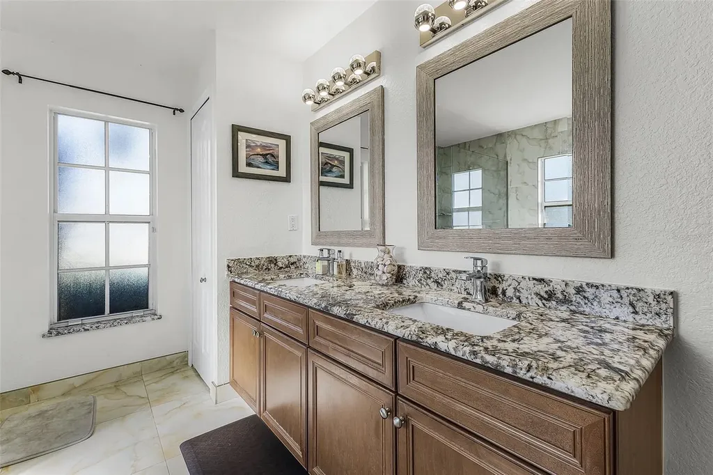 3327 SW 26th Avenue Cape Coral FL 33914