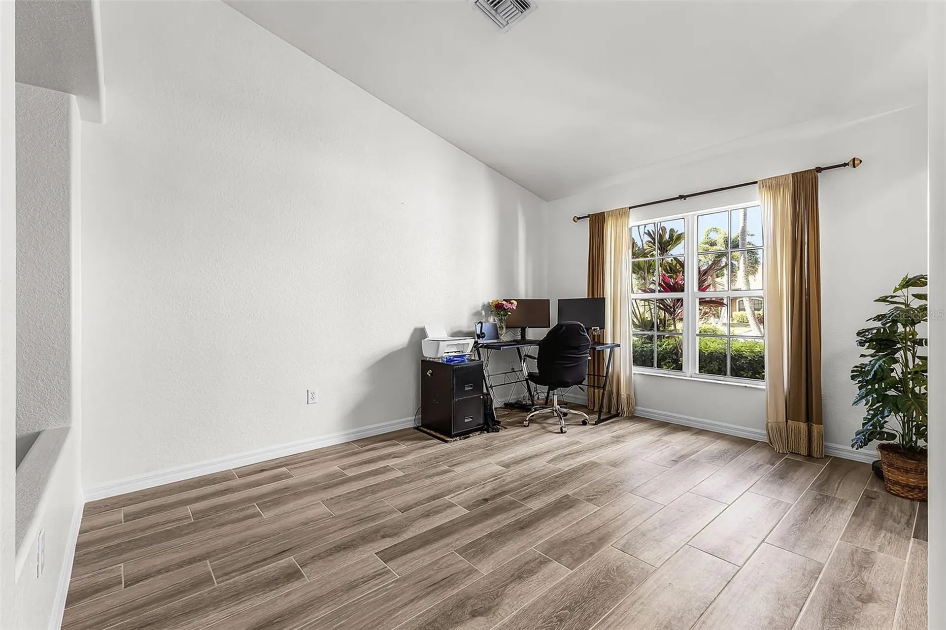 3327 SW 26th Avenue Cape Coral FL 33914