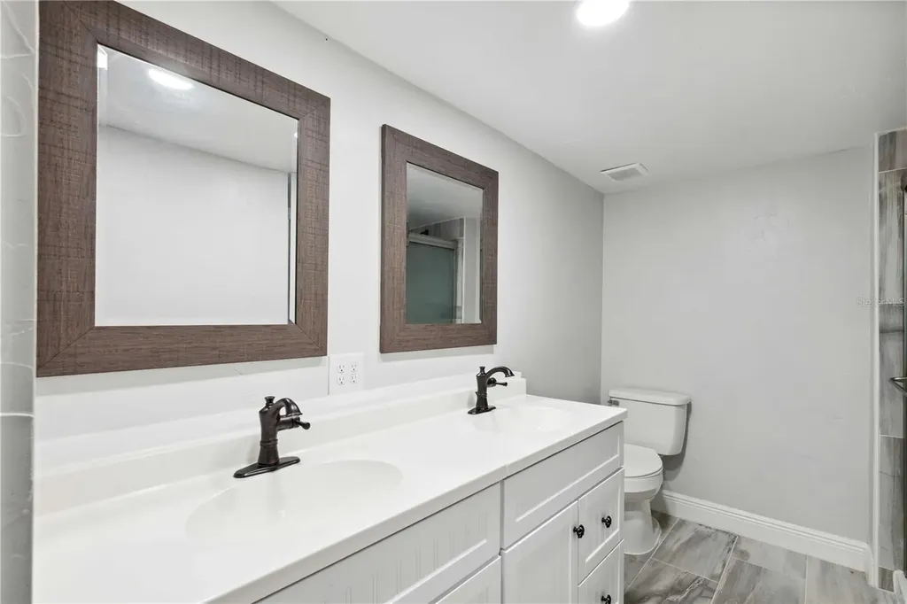 113 W Noble Avenue Bushnell FL 33513