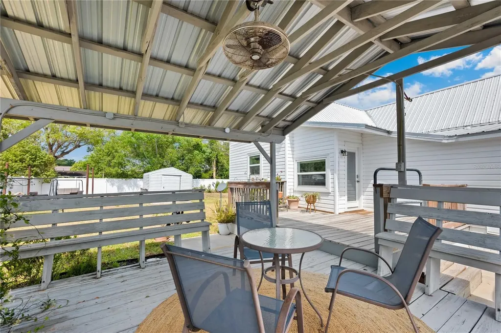 113 W Noble Avenue Bushnell FL 33513