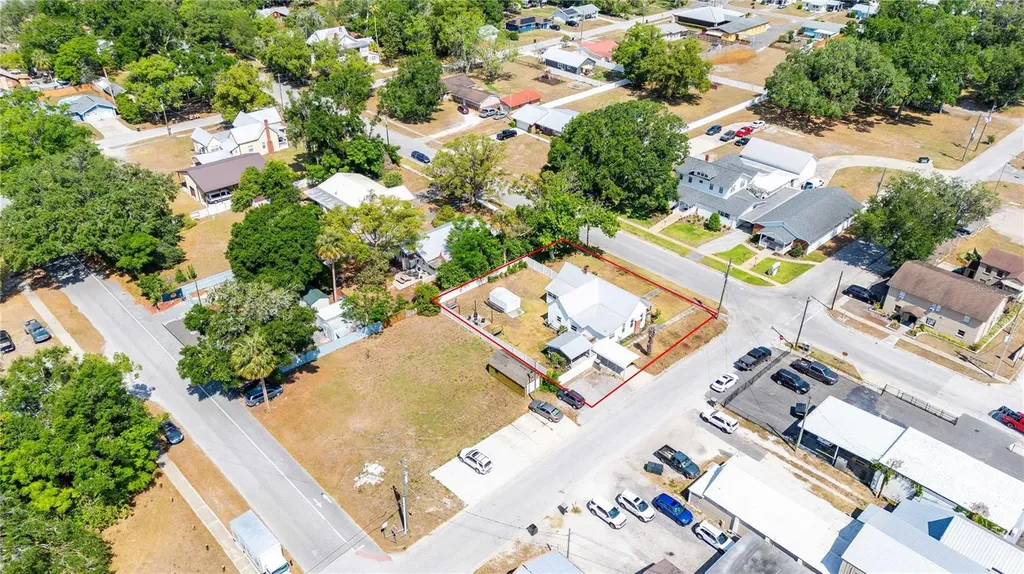 113 W Noble Avenue Bushnell FL 33513