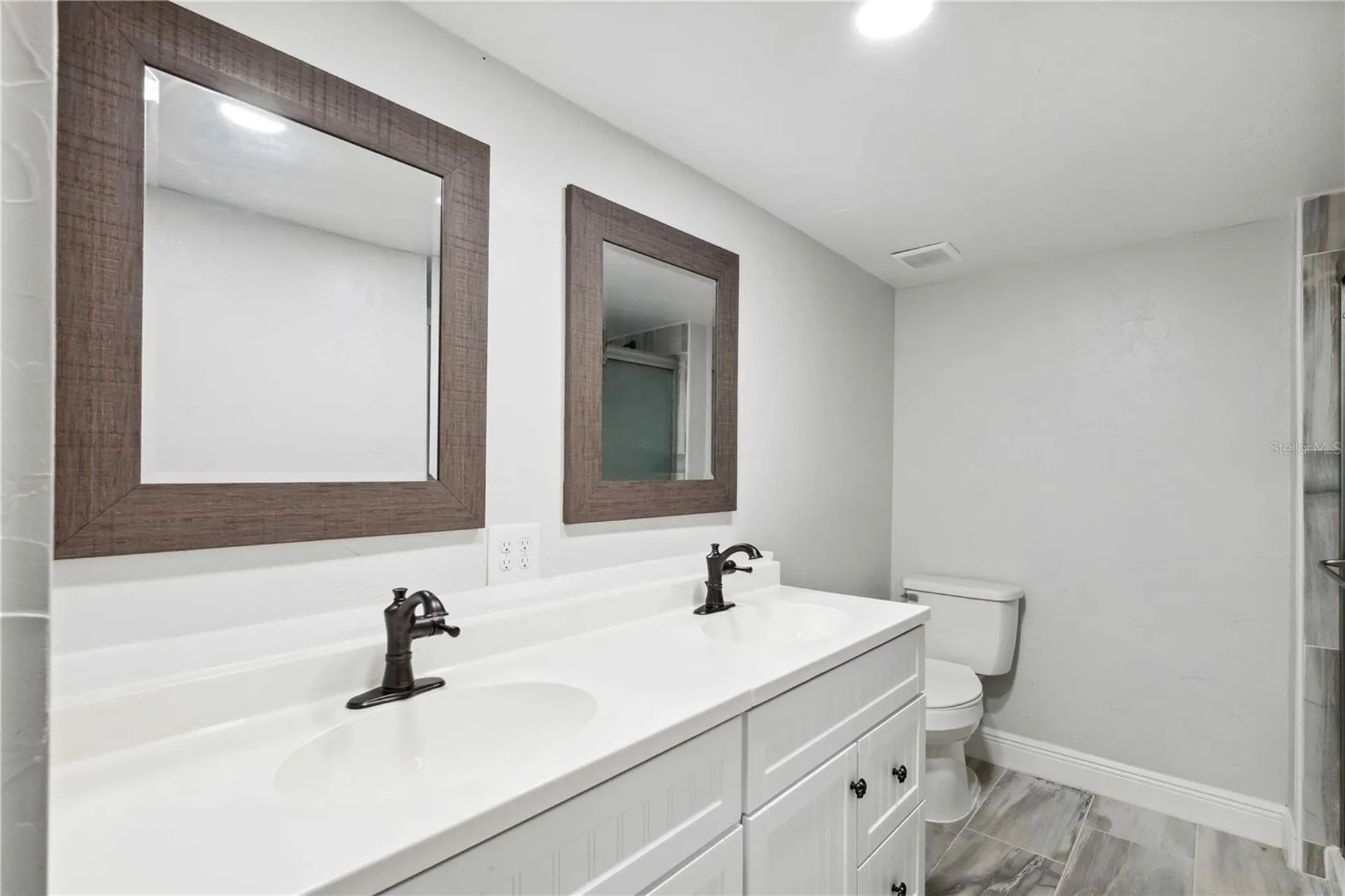 113 W Noble Avenue Bushnell FL 33513