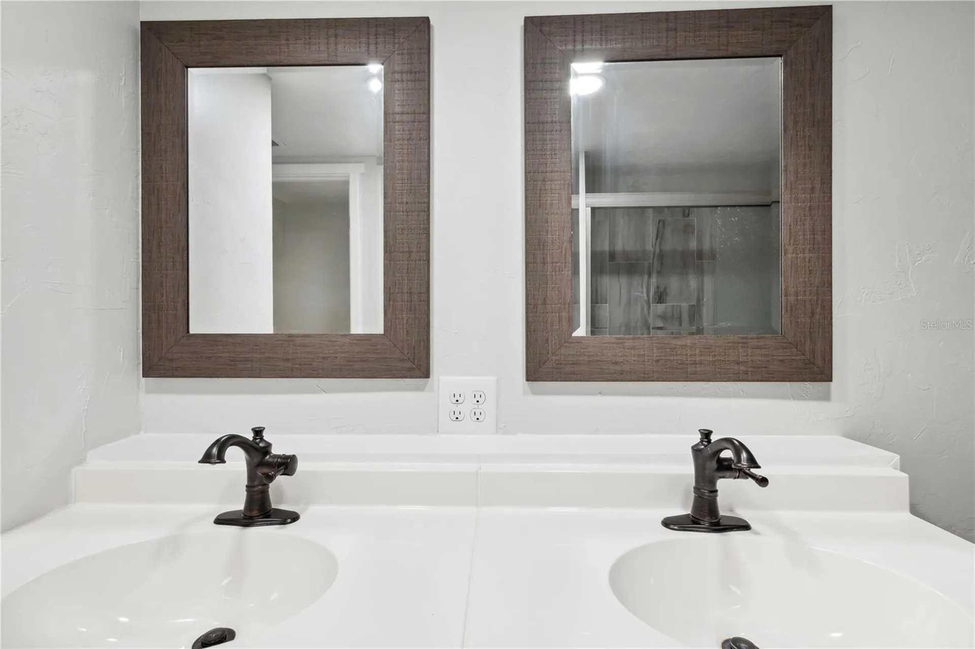113 W Noble Avenue Bushnell FL 33513