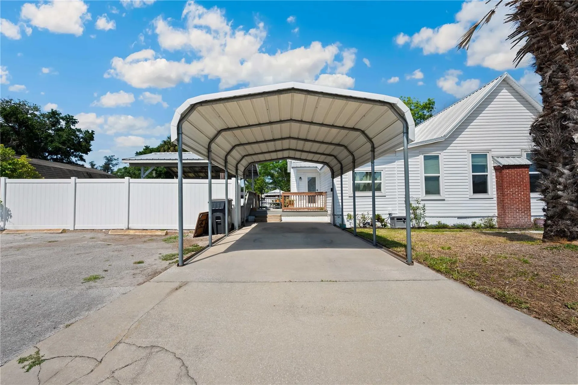 113 W Noble Avenue Bushnell FL 33513