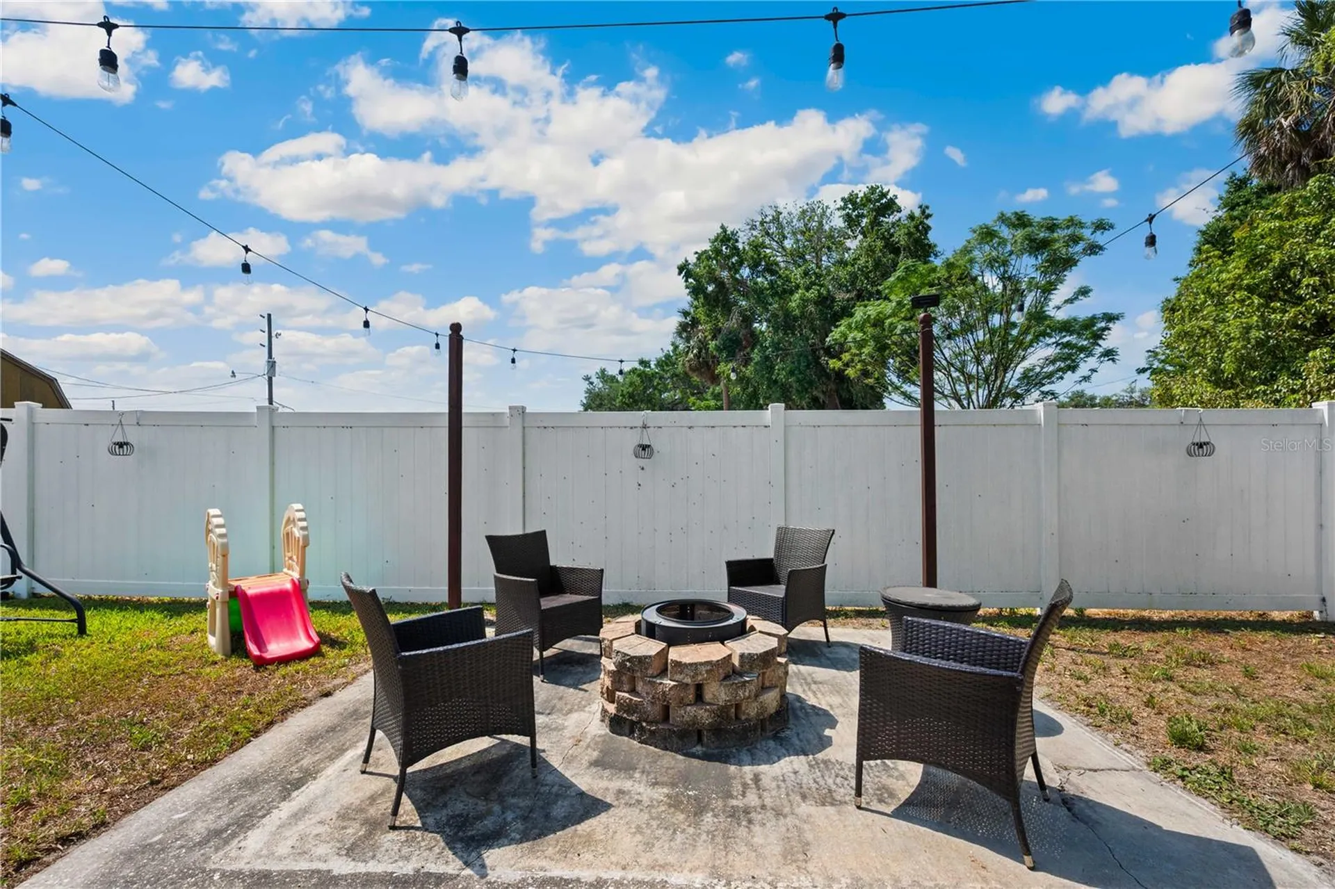 113 W Noble Avenue Bushnell FL 33513