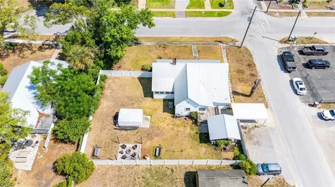 113 W Noble Avenue Bushnell FL 33513
