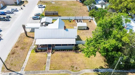 113 W Noble Avenue Bushnell FL 33513