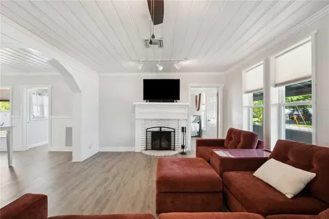 113 W Noble Avenue Bushnell FL 33513