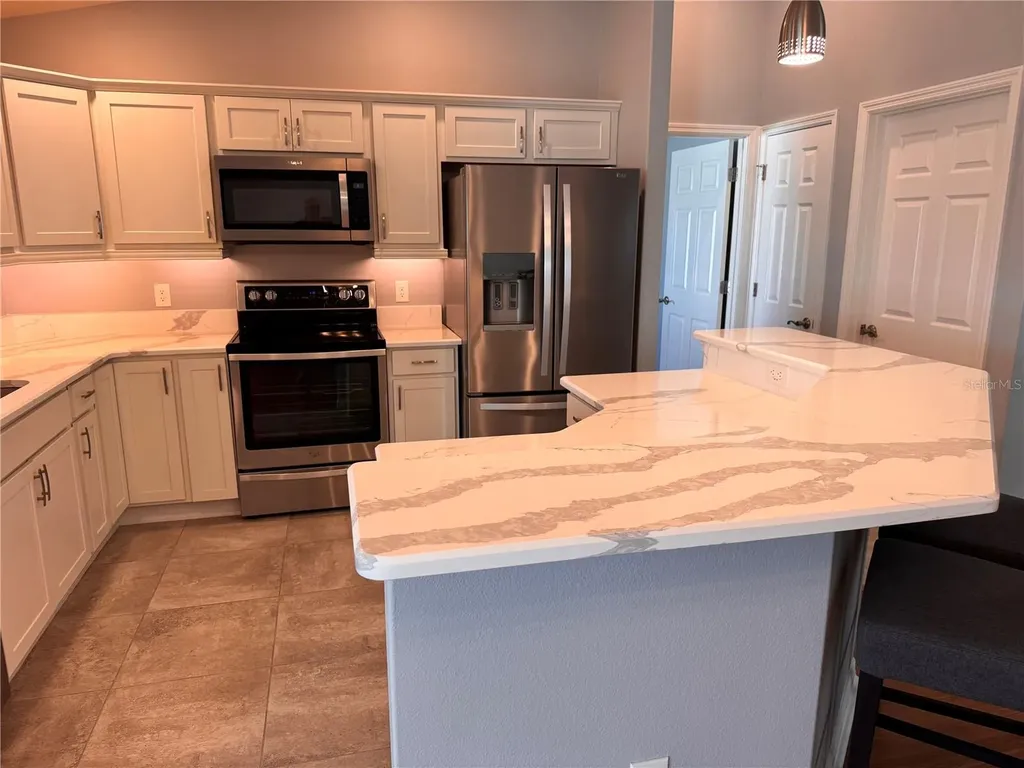 1006 Ann Avenue Lady Lake FL 32159