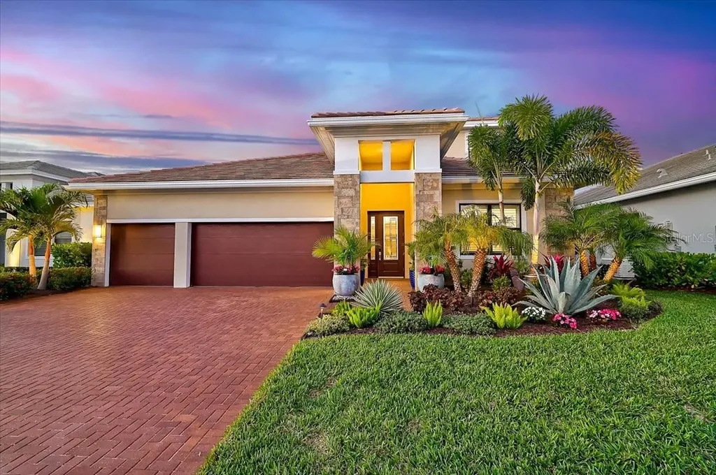4966 Kiva Circle Bradenton FL 34211