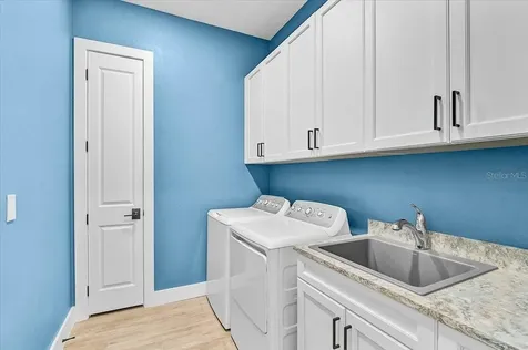 4966 Kiva Circle Bradenton FL 34211