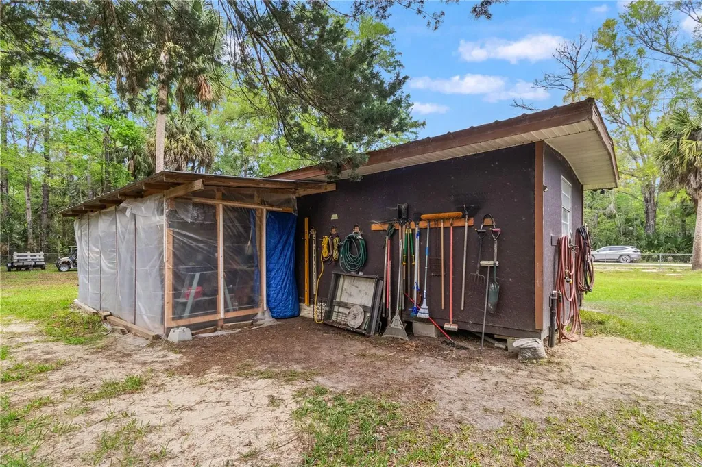 3650 SE 176th Place Inglis FL 34449