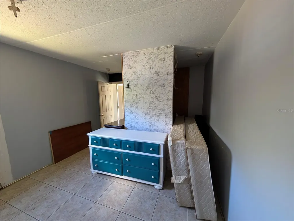 25314 Luke Street Christmas FL 32709