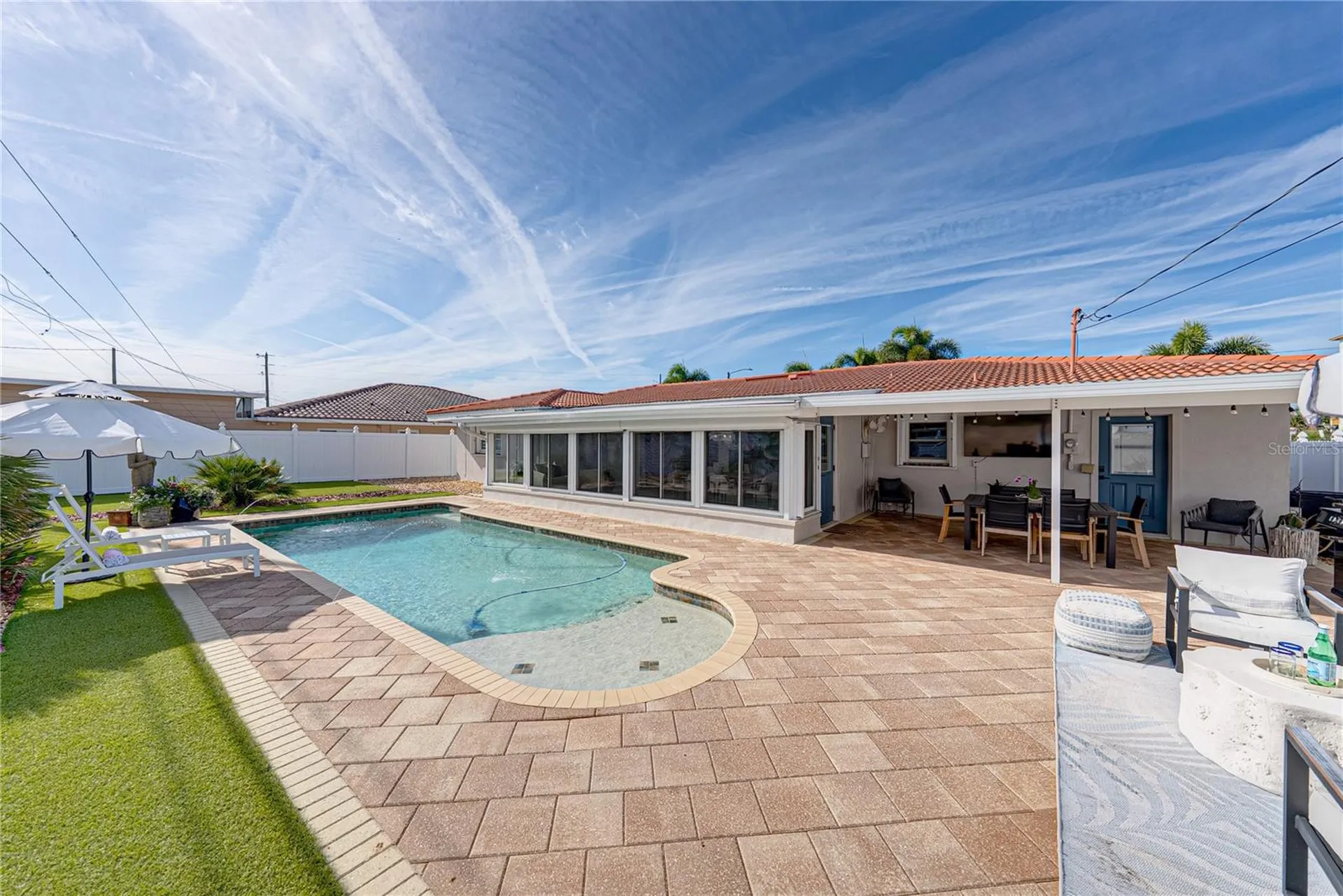 6619 Blue Heron Drive S St Petersburg FL 33707