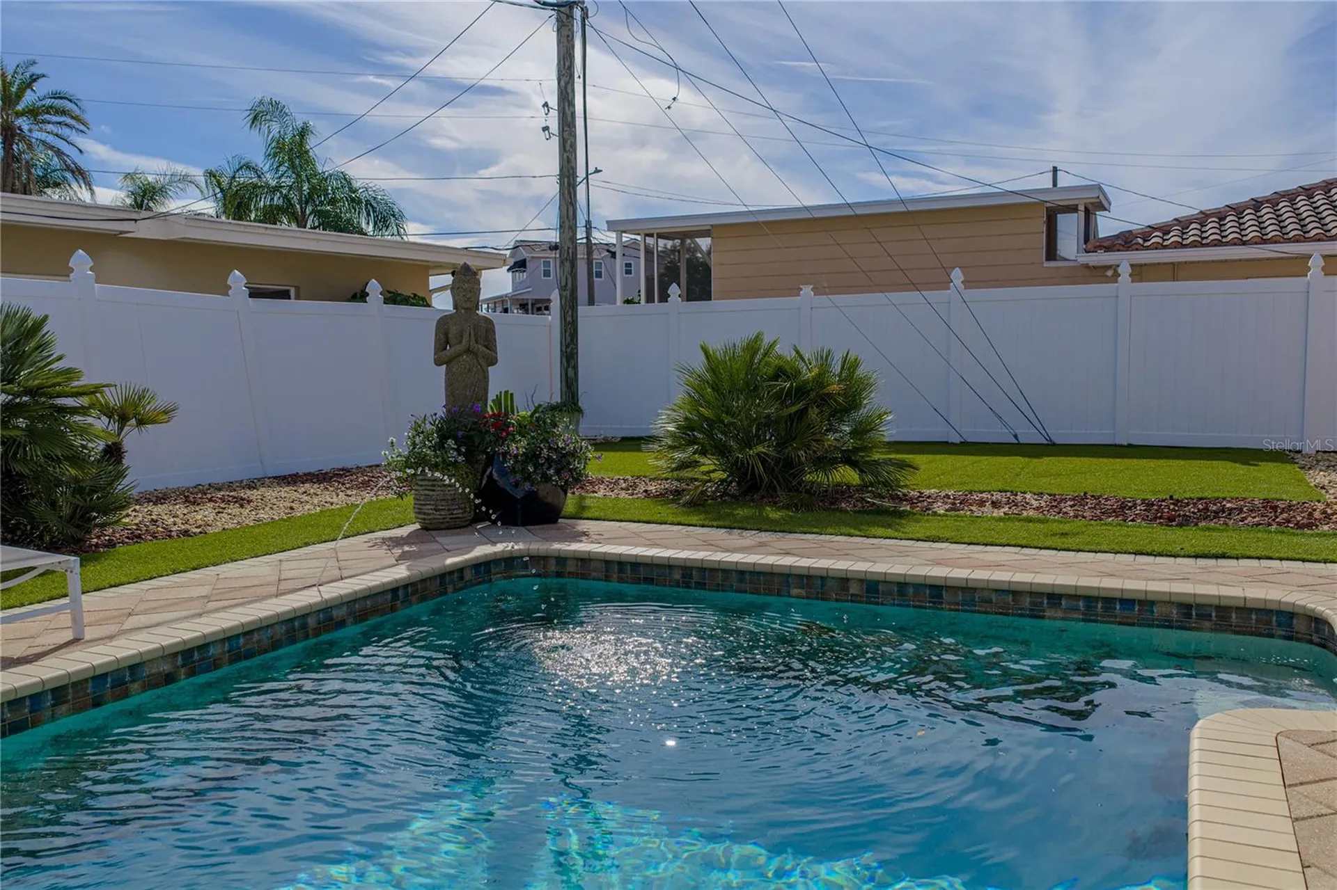 6619 Blue Heron Drive S St Petersburg FL 33707