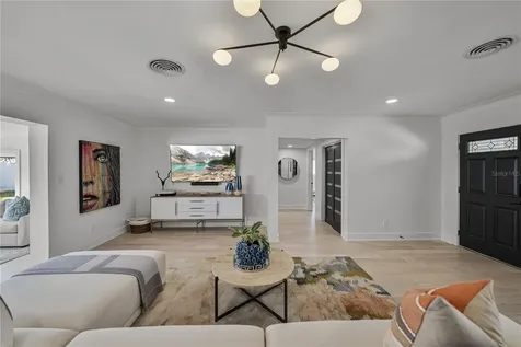 6619 Blue Heron Drive S St Petersburg FL 33707