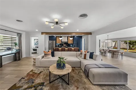6619 Blue Heron Drive S St Petersburg FL 33707