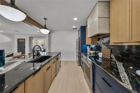 6619 Blue Heron Drive S St Petersburg FL 33707