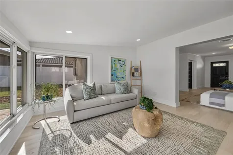 6619 Blue Heron Drive S St Petersburg FL 33707