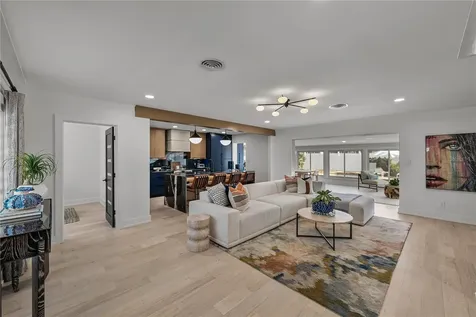 6619 Blue Heron Drive S St Petersburg FL 33707
