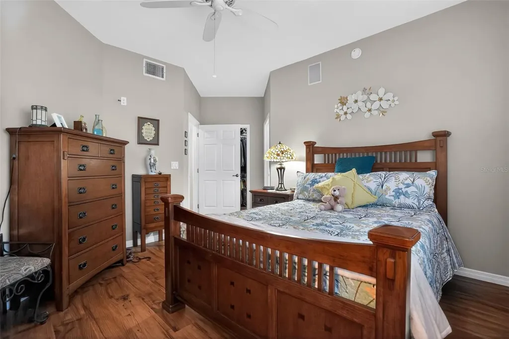 4263 Liron Avenue Fort Myers FL 33916