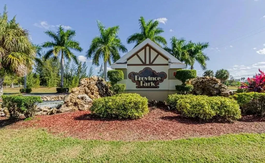 4263 Liron Avenue Fort Myers FL 33916