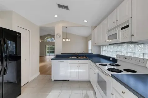 102 Canary Island Circle Davenport FL 33837