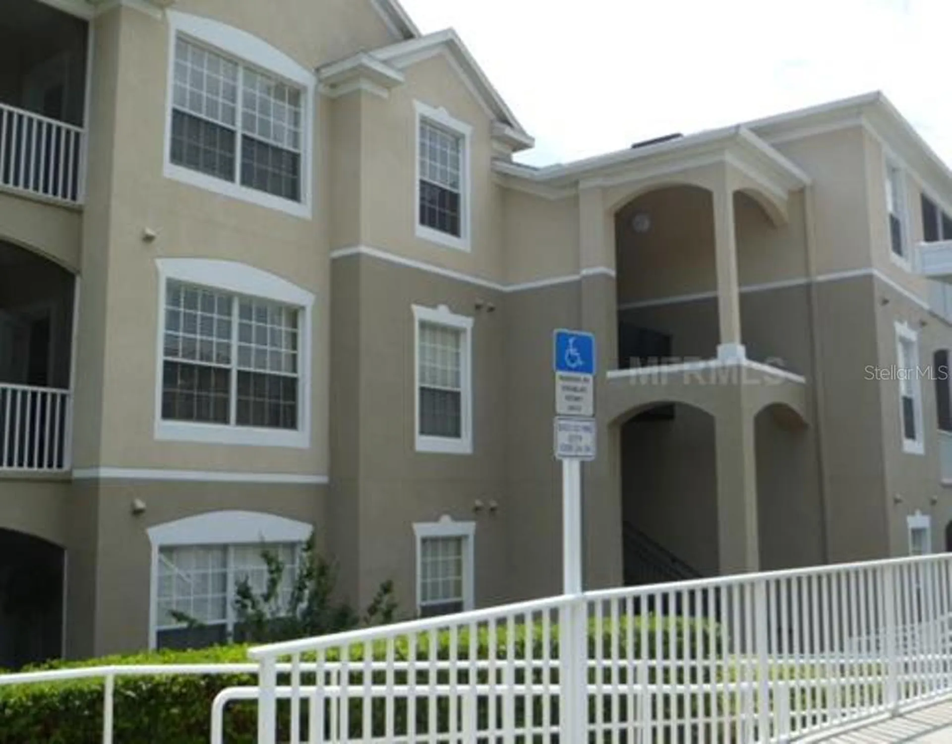 588 Brantley Terrace Way Altamonte Springs FL 32714
