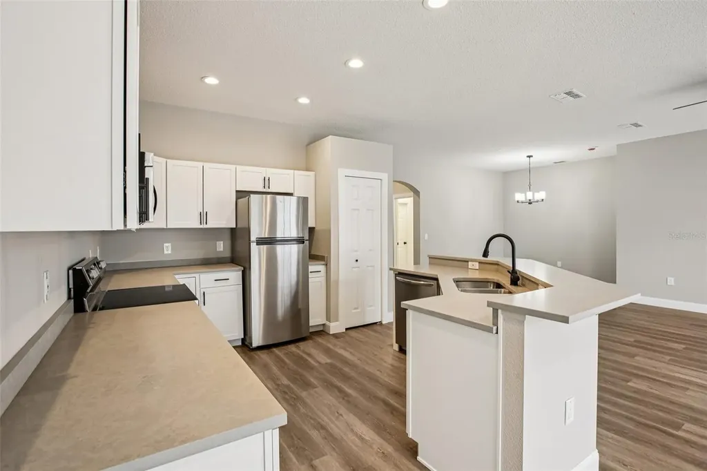 2700 Sierra Vista Way Holiday FL 34691