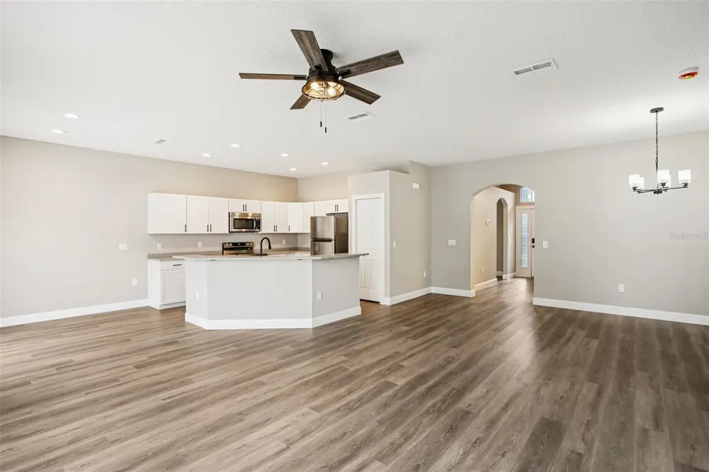 2700 Sierra Vista Way Holiday FL 34691