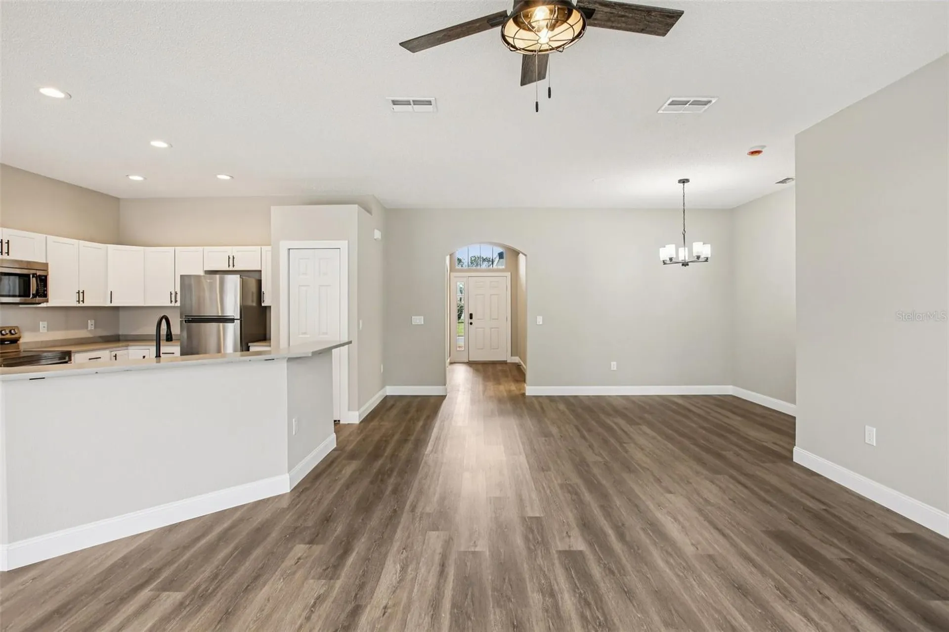2700 Sierra Vista Way Holiday FL 34691