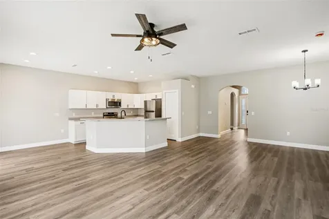 2700 Sierra Vista Way Holiday FL 34691