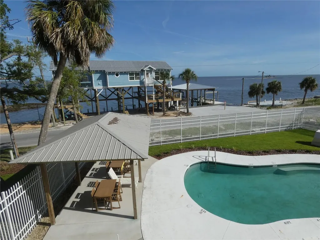 502 Main Street Horseshoe Beach FL 32648