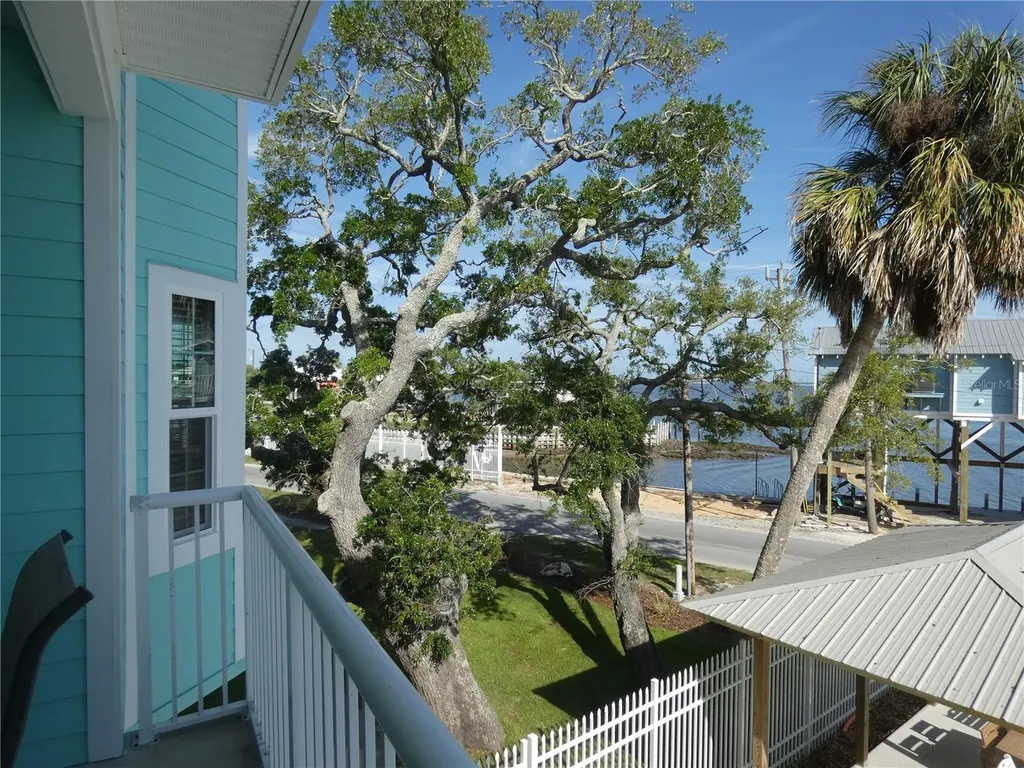 502 Main Street Horseshoe Beach FL 32648