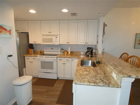 502 Main Street Horseshoe Beach FL 32648