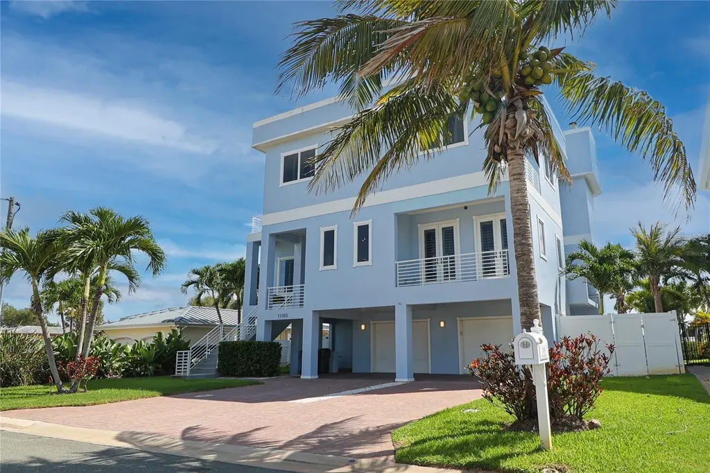 11105 5th Street E Treasure Island FL 33706