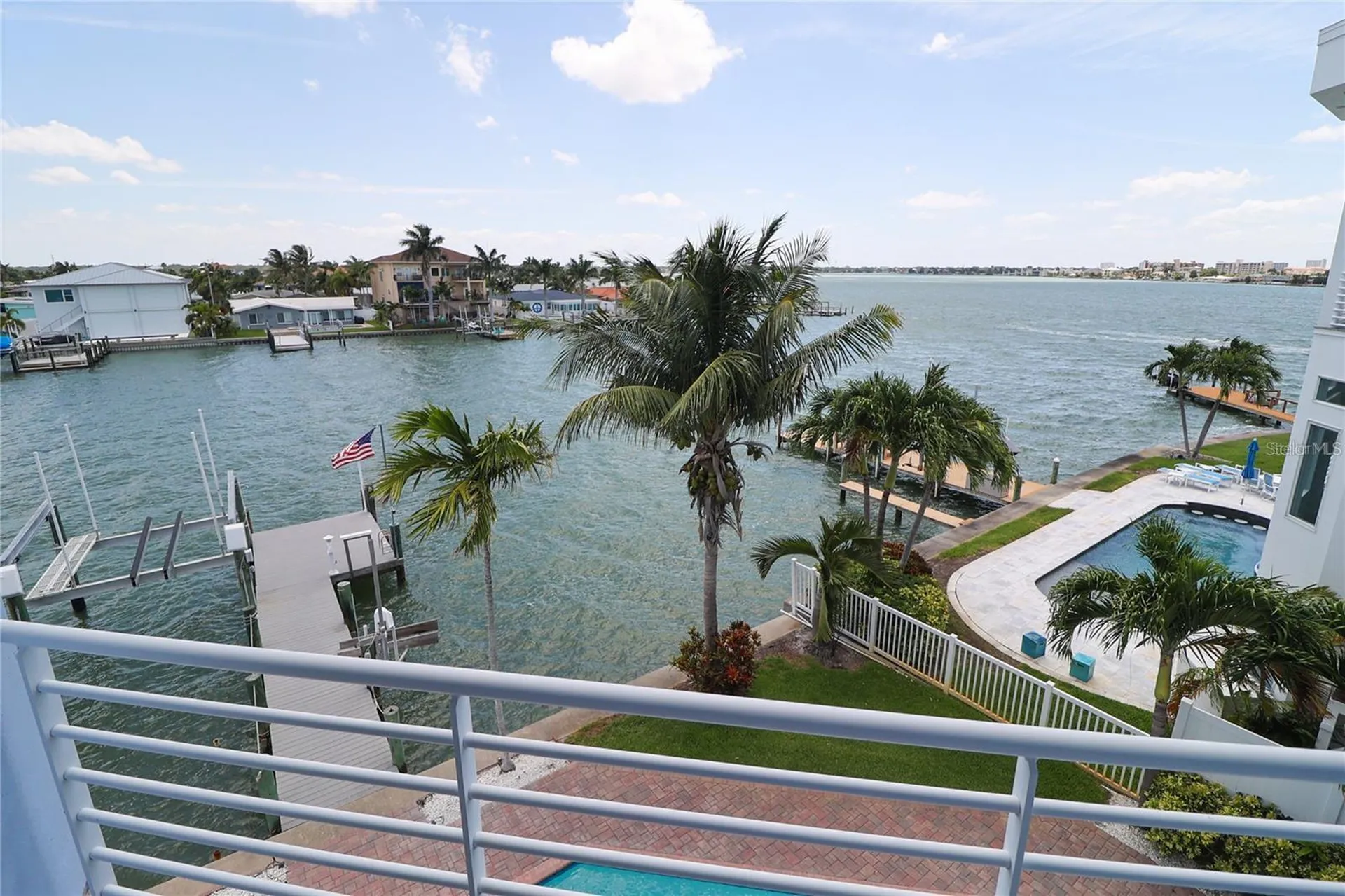 11105 5th Street E Treasure Island FL 33706