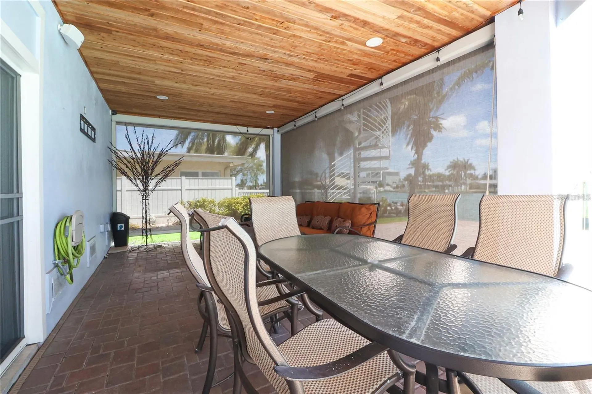 11105 5th Street E Treasure Island FL 33706